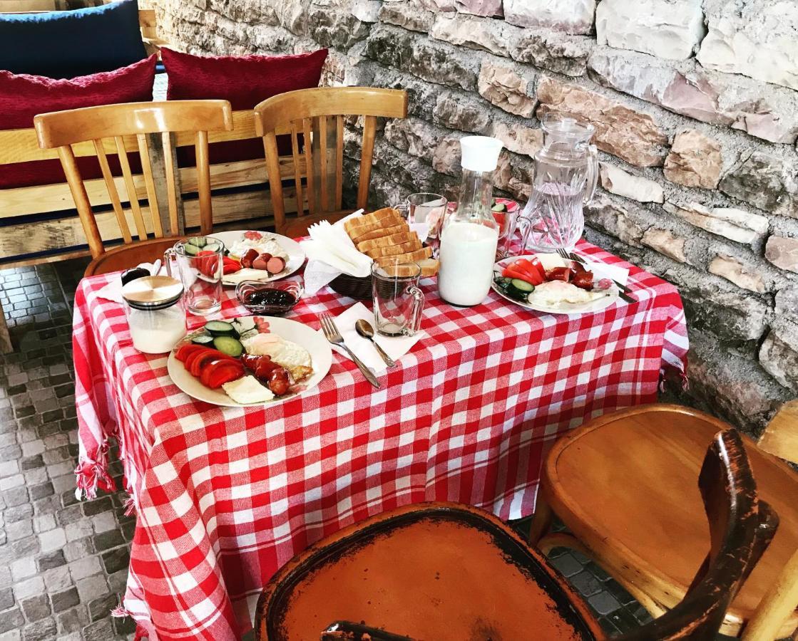 Vila Eri Gjirokaster Bagian luar foto