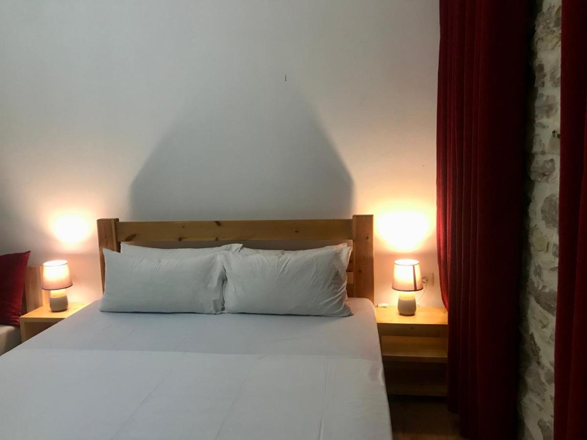Vila Eri Gjirokaster Bagian luar foto