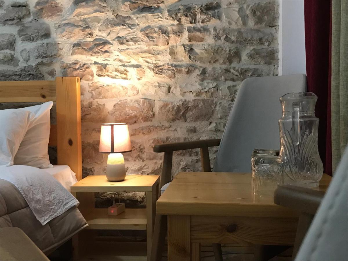 Vila Eri Gjirokaster Bagian luar foto