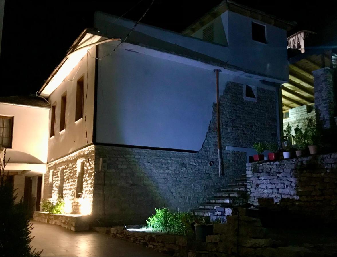 Vila Eri Gjirokaster Bagian luar foto