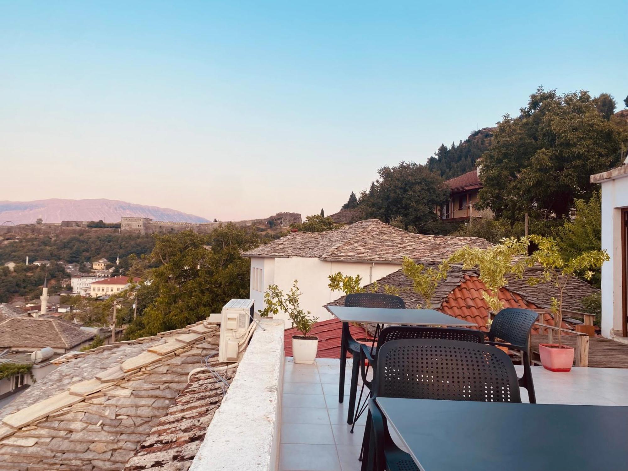 Vila Eri Gjirokaster Bagian luar foto