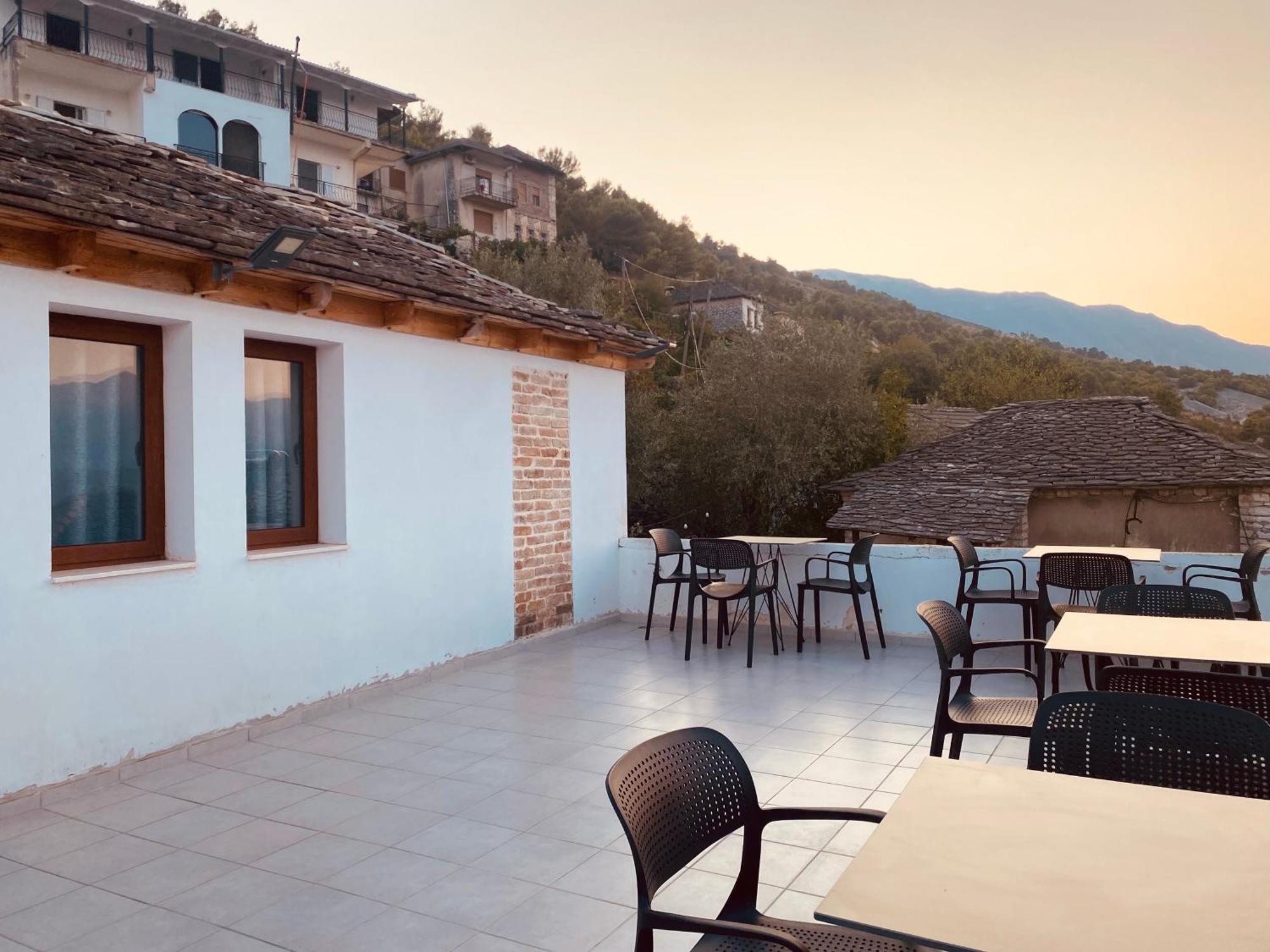 Vila Eri Gjirokaster Bagian luar foto